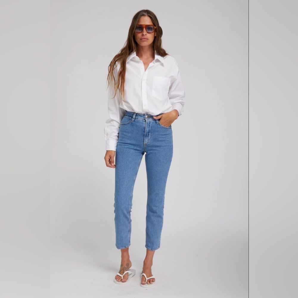 High-Rise Slim Straight Jeans in Classic Blue Wash